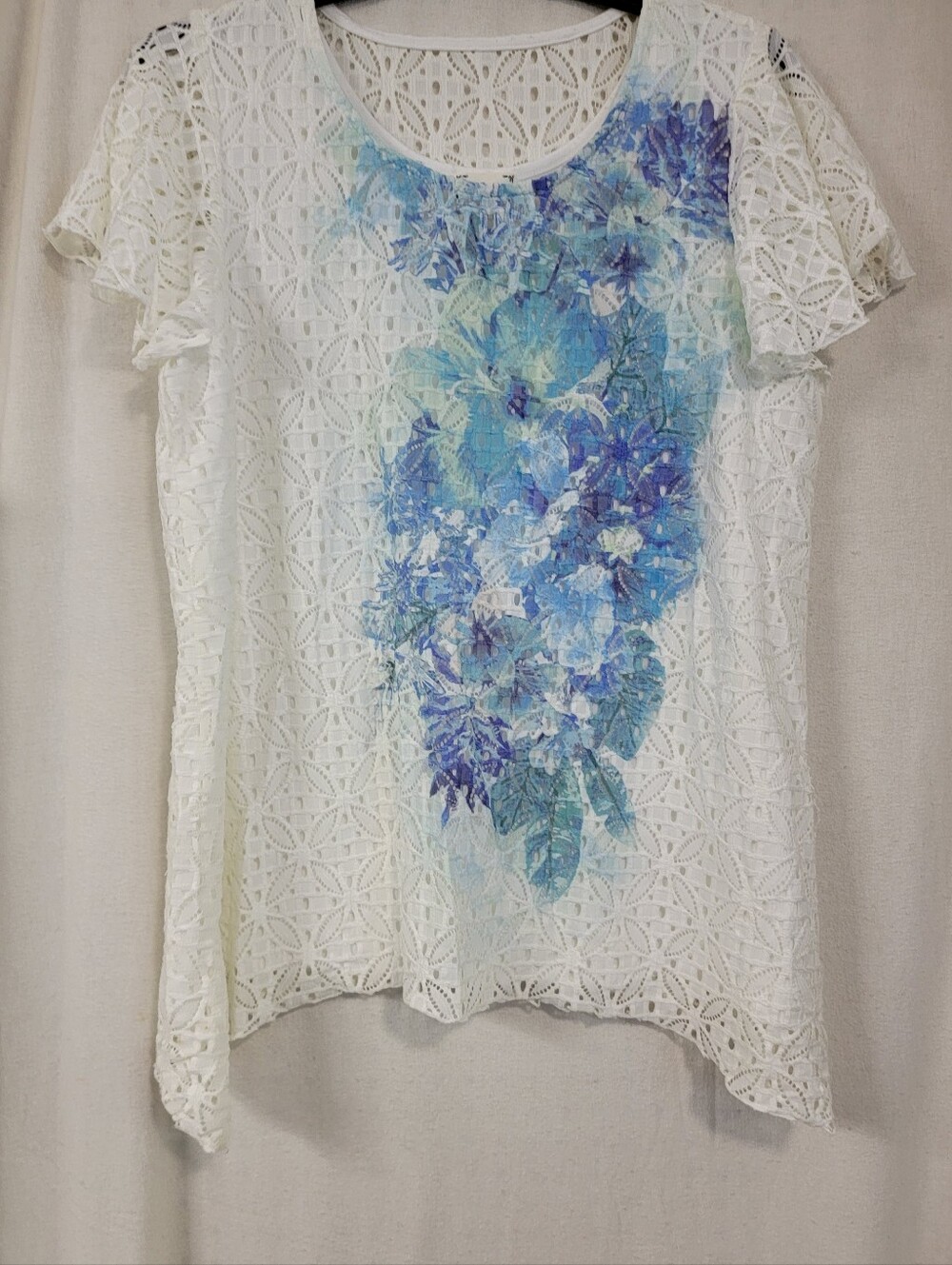White Lace Short Sleeve Top with Blue Floral Front Panel
